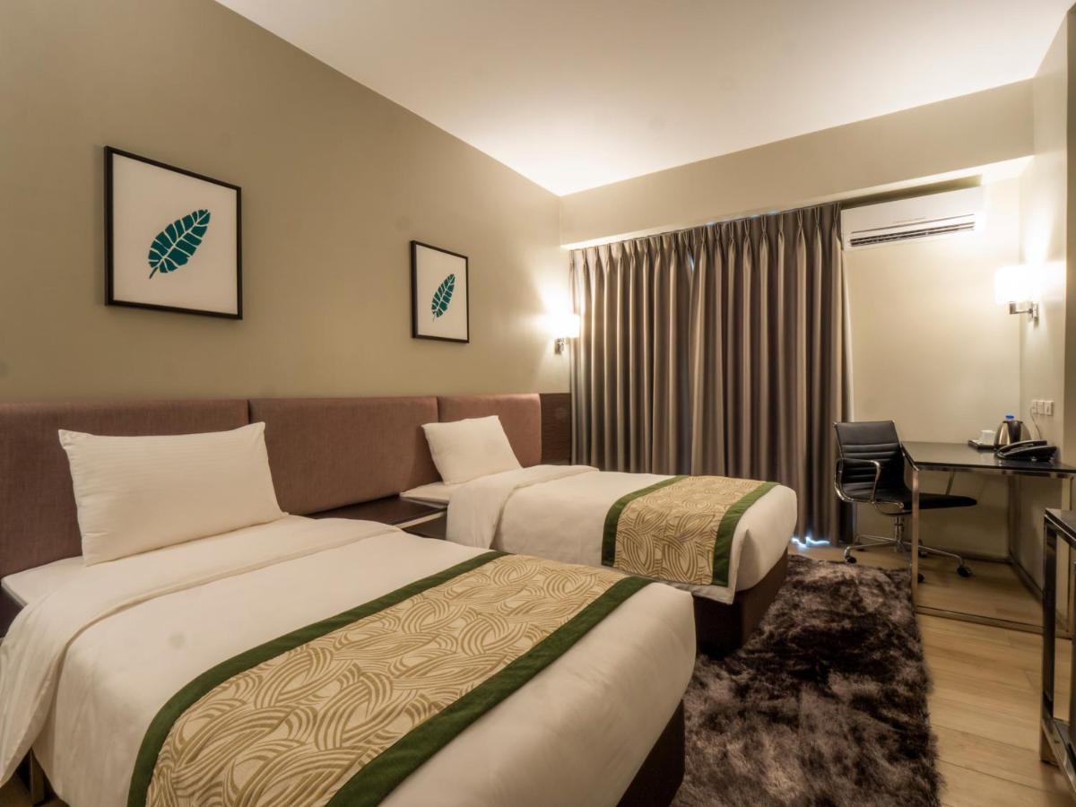 Sequoia Hotel Manila Bay Paranaque City Экстерьер фото